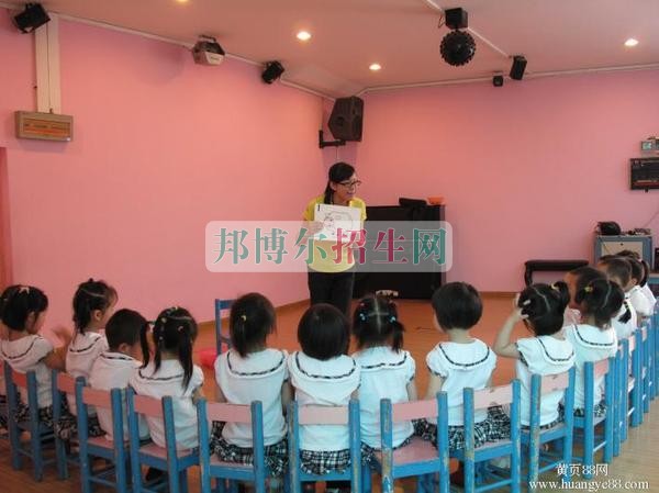 初中考幼師學(xué)校