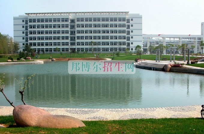 安徽工業(yè)大學(xué)工商學(xué)院2016年招生簡(jiǎn)章