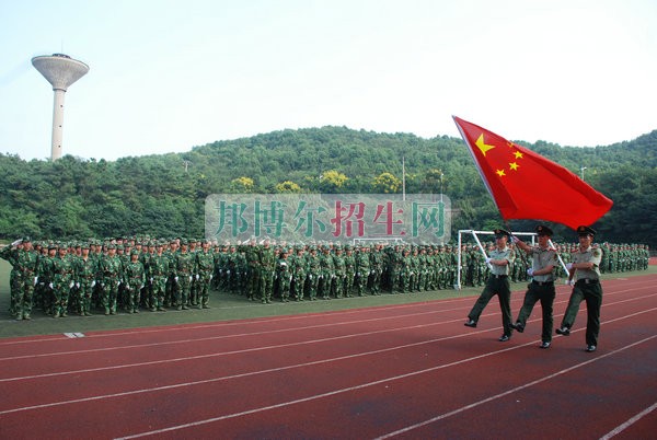 安徽工業(yè)大學工商學院是幾本