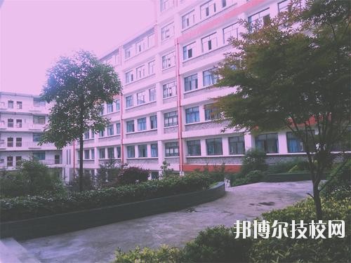 黔東南中等職業(yè)技術(shù)學(xué)校2020年宿舍條件