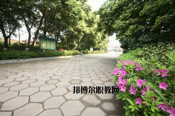 贛州農(nóng)業(yè)學(xué)校2020年報(bào)名條件、招生要求、招生對(duì)象 