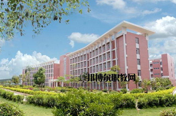惠來技工學(xué)校2020年報名條件、招生要求、招生對象