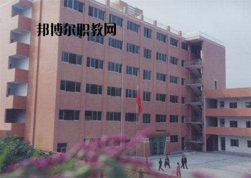 自貢舞蹈學(xué)校2020年報(bào)名條件、招生要求、招生對(duì)象