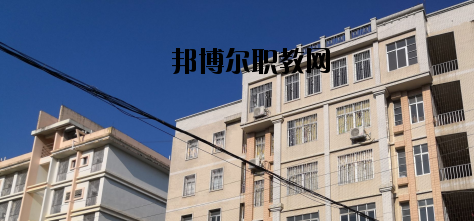 梧州服裝職業(yè)技術(shù)學(xué)校2020年報名條件、招生要求、招生對象 