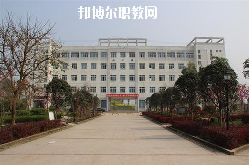 遂寧安居職業(yè)高級中學(xué)校2020年報(bào)名條件、招生要求、招生對象