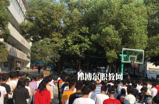 棗陽技工學校1