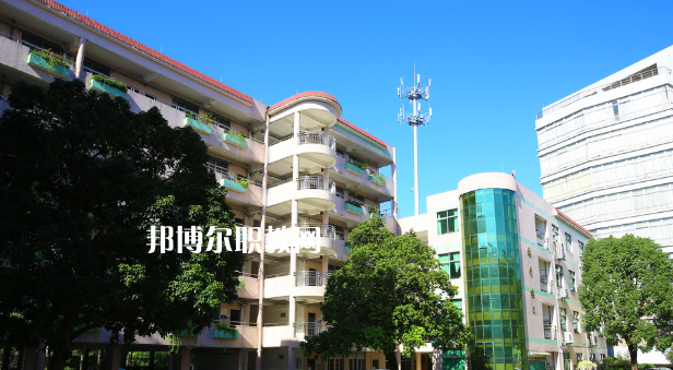 東莞經(jīng)濟(jì)貿(mào)易學(xué)校2020年學(xué)費(fèi)、收費(fèi)多少