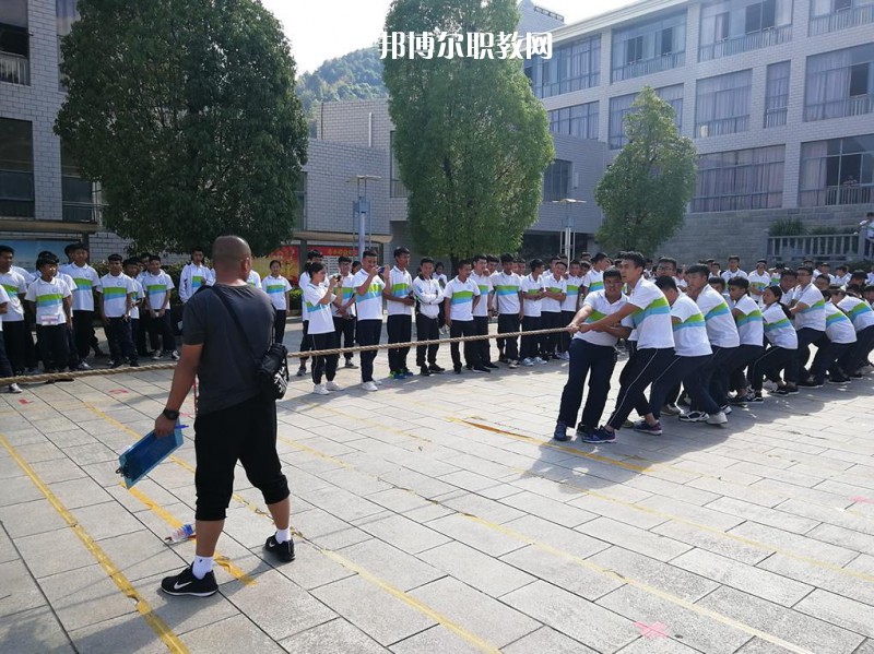 臨滄財(cái)貿(mào)學(xué)校2021年報(bào)名條件、招生要求、招生對(duì)象