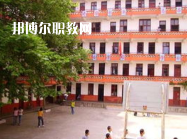 貴州貴陽(yáng)經(jīng)貿(mào)職業(yè)學(xué)校2022年學(xué)費(fèi)、收費(fèi)多少