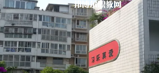 天府成人中等專業(yè)學(xué)校2022年報(bào)名條件、招生要求、招生對(duì)象