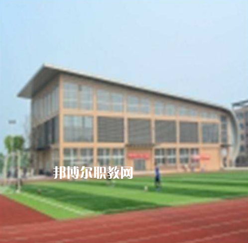 四川瀘州鵬程中等職業(yè)學校2022年報名條件、招生要求、招生對象