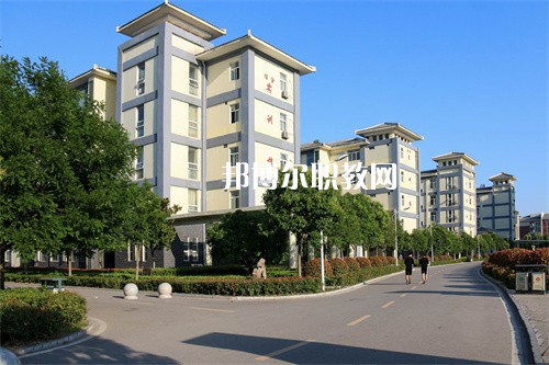 亳州中藥科技學(xué)校2022年報名條件、招生要求、招生對象