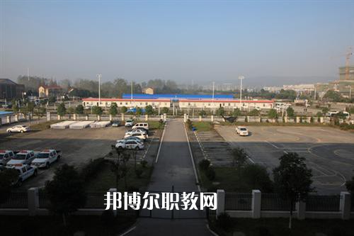 安徽滁州技師學(xué)院2022年報(bào)名條件、招生要求、招生對(duì)象