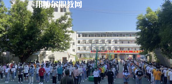 攀枝花商貿(mào)電子職業(yè)技術(shù)學(xué)校2022年報(bào)名條件、招生要求、招生對(duì)象