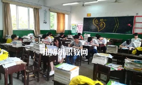 湘潭縣就業(yè)職業(yè)技術(shù)學(xué)校2022年報名條件、招生要求、招生對象