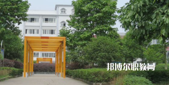 四川省大英縣中等職業(yè)技術(shù)學(xué)校2023年招生錄取分數(shù)線
