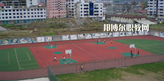 2023年萬(wàn)源市職業(yè)高級(jí)中學(xué)學(xué)費(fèi)、收費(fèi)多少