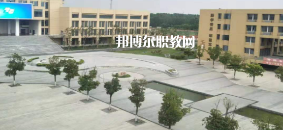 2023江蘇省淮陰中等專業(yè)學(xué)校多少錢 江蘇省淮陰中等專業(yè)學(xué)校各專業(yè)學(xué)費收費標(biāo)準(zhǔn)