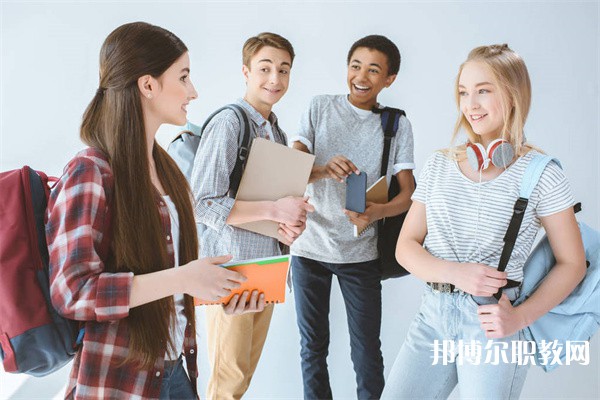 湖南哪里的職業(yè)中學能讀軟件與信息服務(wù)專業(yè)