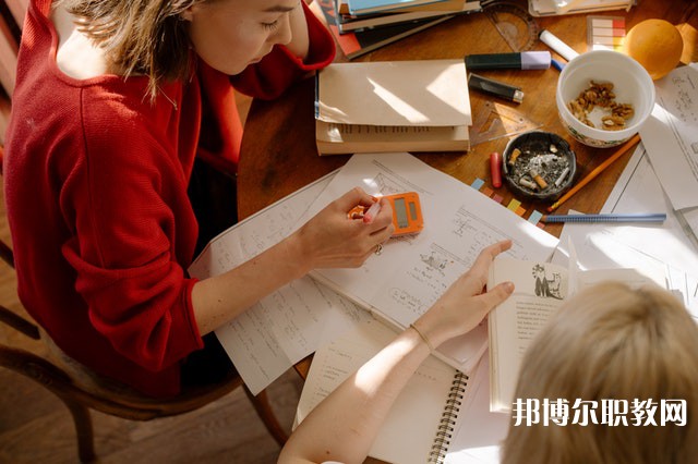湖南哪里的中職學(xué)校能讀汽車(chē)工程專業(yè)