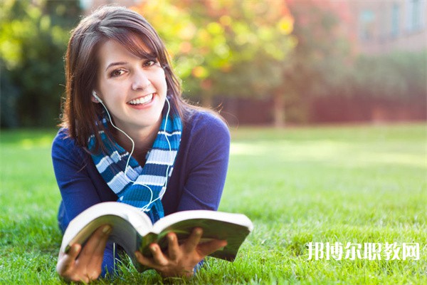 廣東哪里的中專學校能讀金融專業(yè)