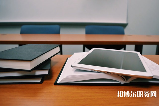 廣東哪里的中職學校能讀烹飪(西餐烹調(diào)與調(diào)酒技術)專業(yè)