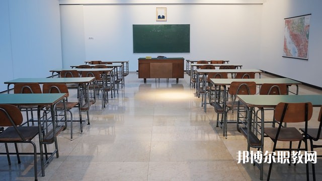 廣東哪里的中職學(xué)校能讀口機械操作與維護專業(yè)