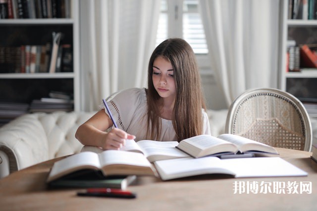廣東哪里的中職學(xué)校能讀茶藝與茶營(yíng)銷專業(yè)