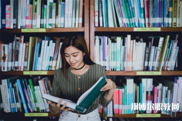 廣西哪里的技工學校能讀烹飪(西式烹調(diào))專業(yè)