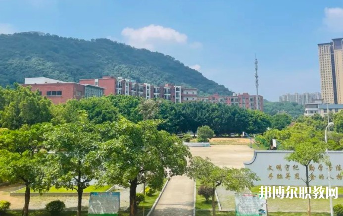 福州市華幟技工學(xué)校怎么樣、好不好